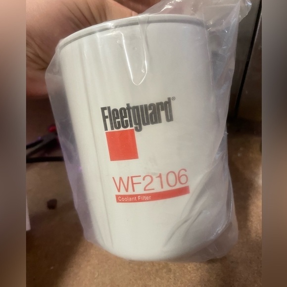 Fleetguard Spin On Filter WF2106 - Picture 1 of 1